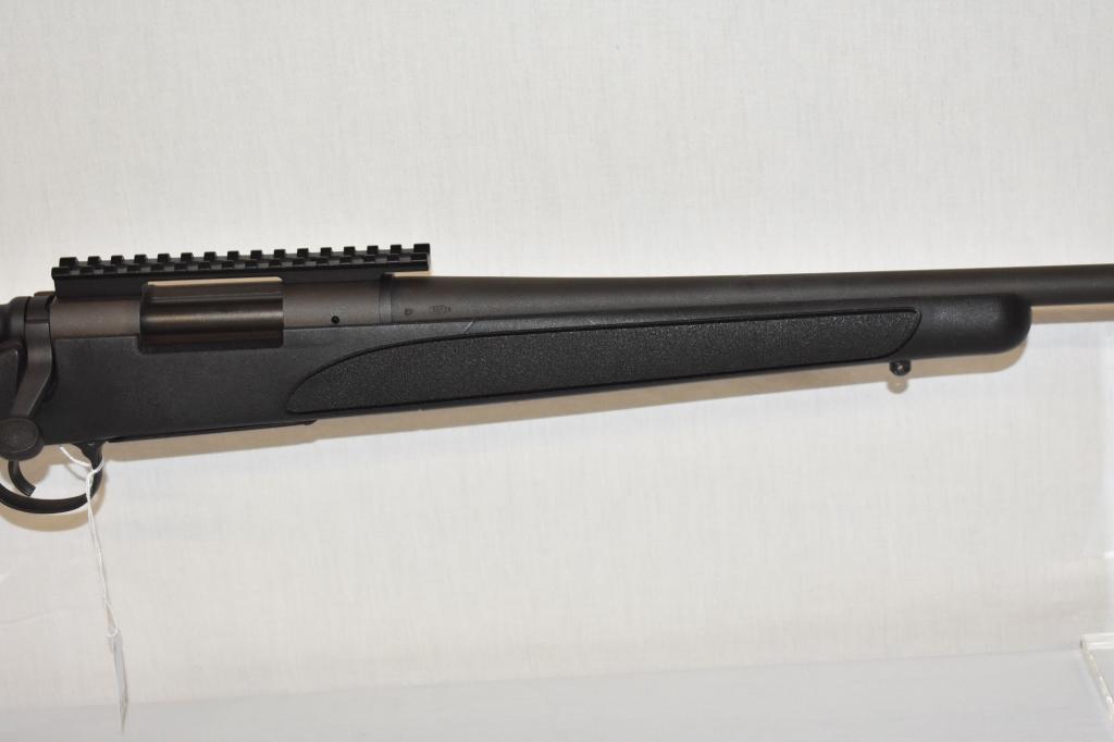 Gun. Remington Model 700 204 Ruger cal Rifle