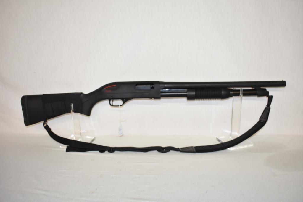 Gun. Winchester Super X pump 12 ga Shotgun