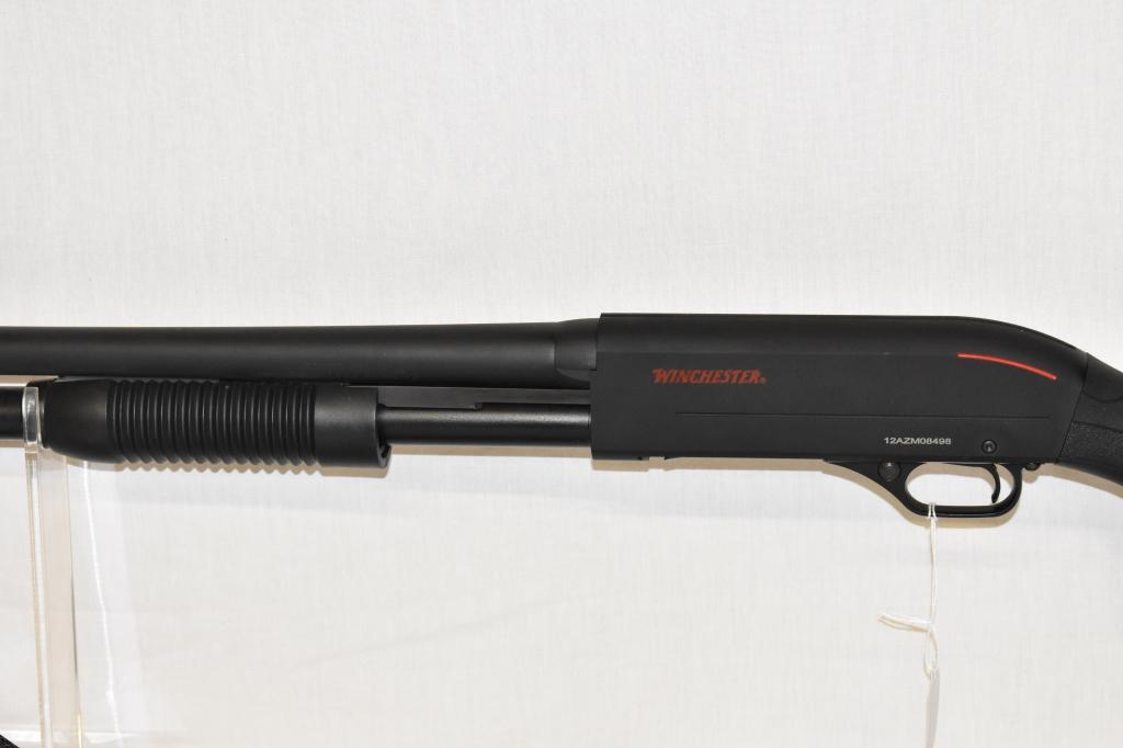 Gun. Winchester Super X pump 12 ga Shotgun