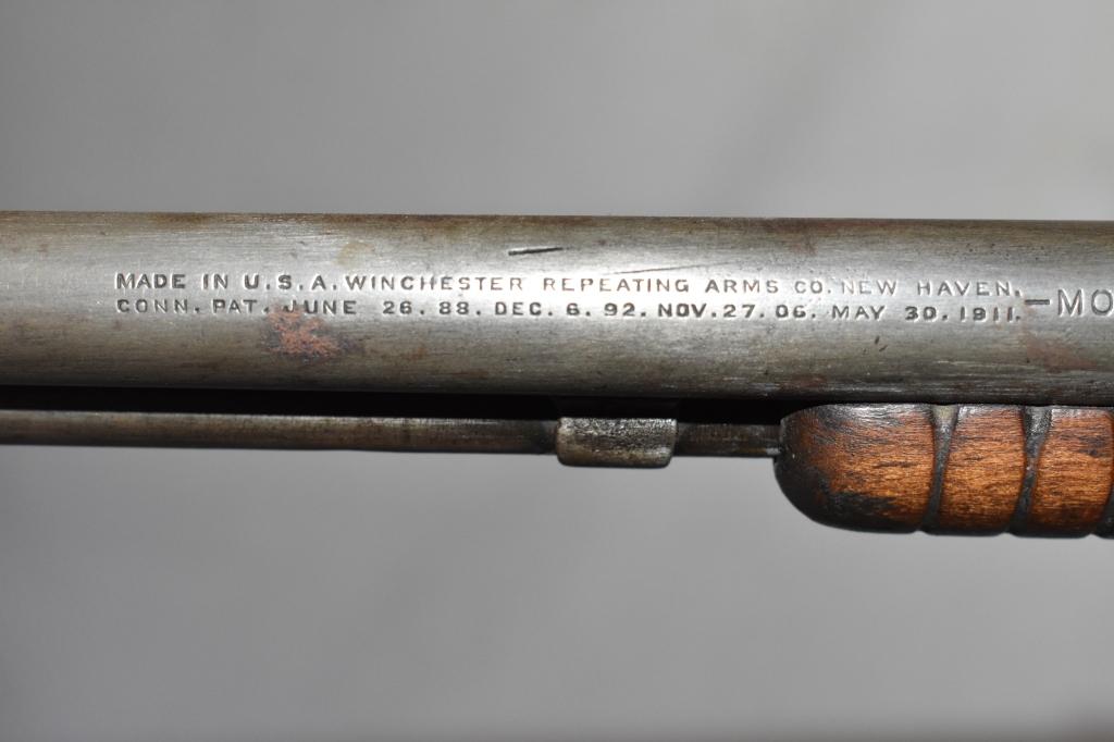 Gun. Winchester Model 1906 22 cal Rifle