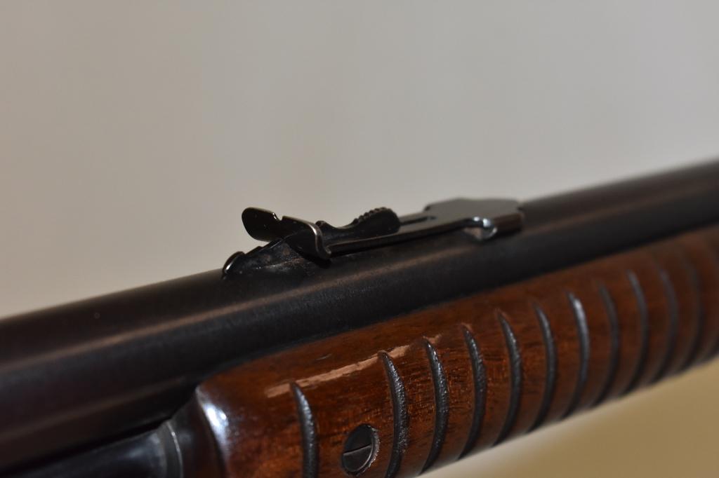 Gun. Winchester Model 61 22 cal Rifle