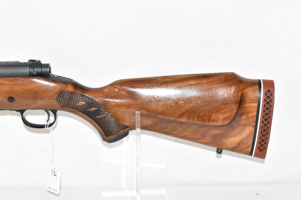 Gun. Winchester Model 70  375 H&H cal Rifle