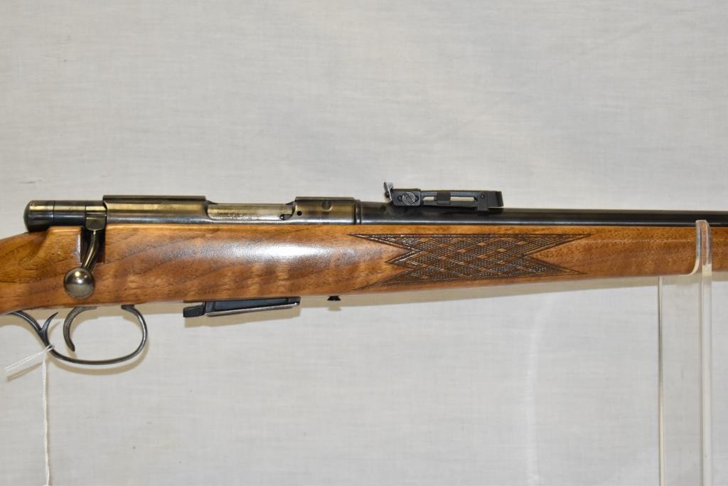 Gun. Anschutz 1430-1434 22 K Hornet cal Rifle