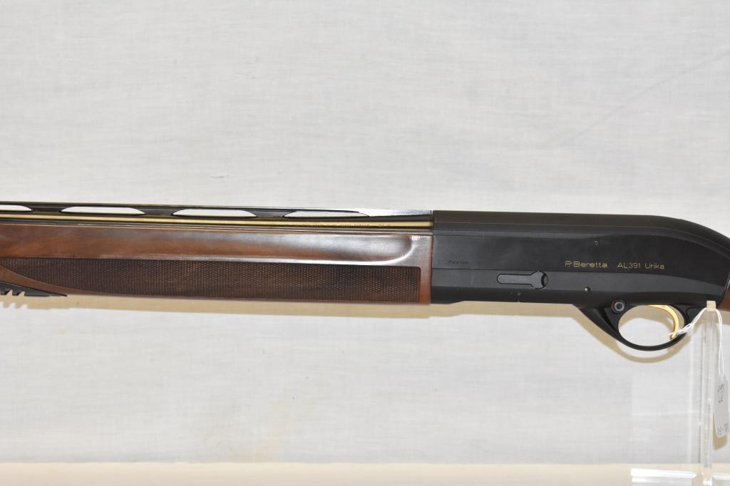 Gun. Beretta Model AL391 20ga Shotgun