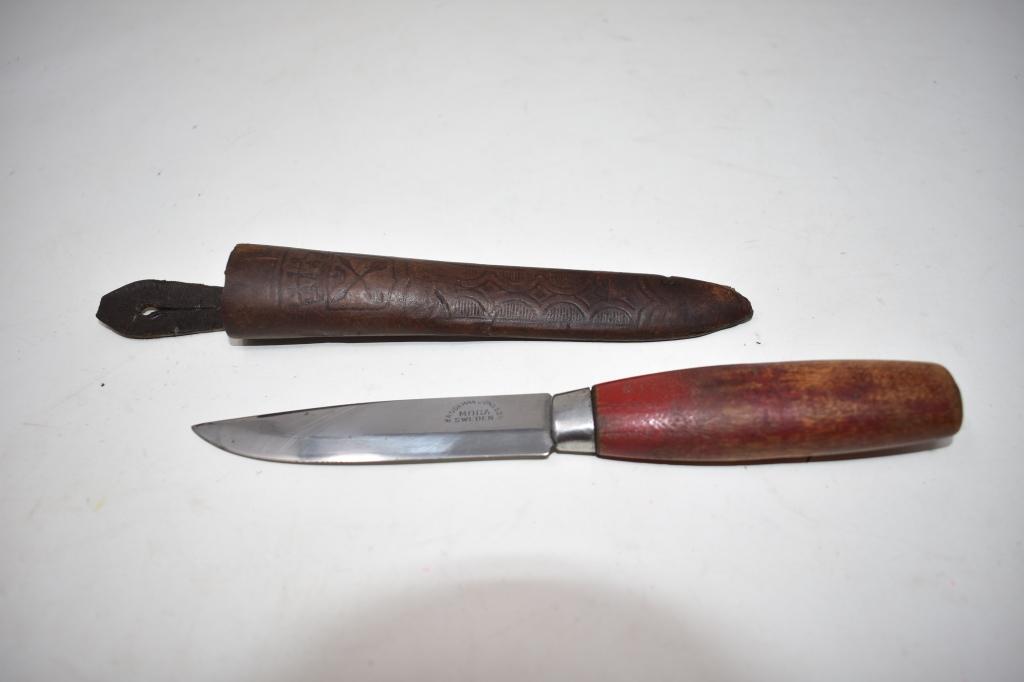 Three Fixed Blade Knives With Leather Sheaths