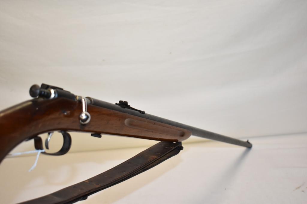 Gun. Winchester Model 60A 22 cal Rifle