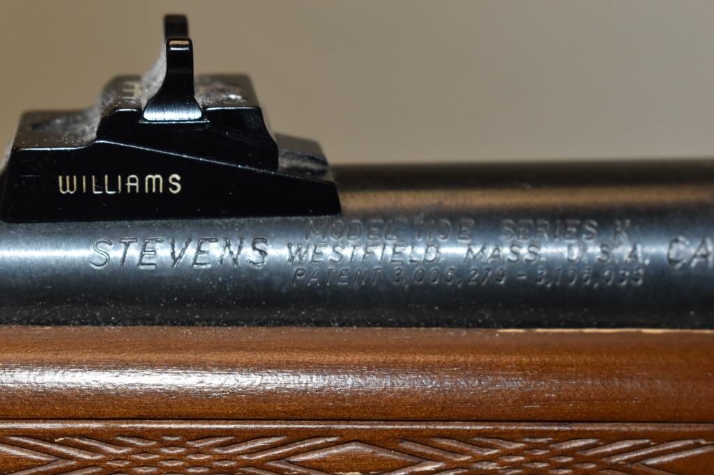 Gun. Savage Model 110E 30 06 cal Rifle