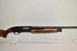 Gun. Winchester Model 1200 20 ga Shotgun