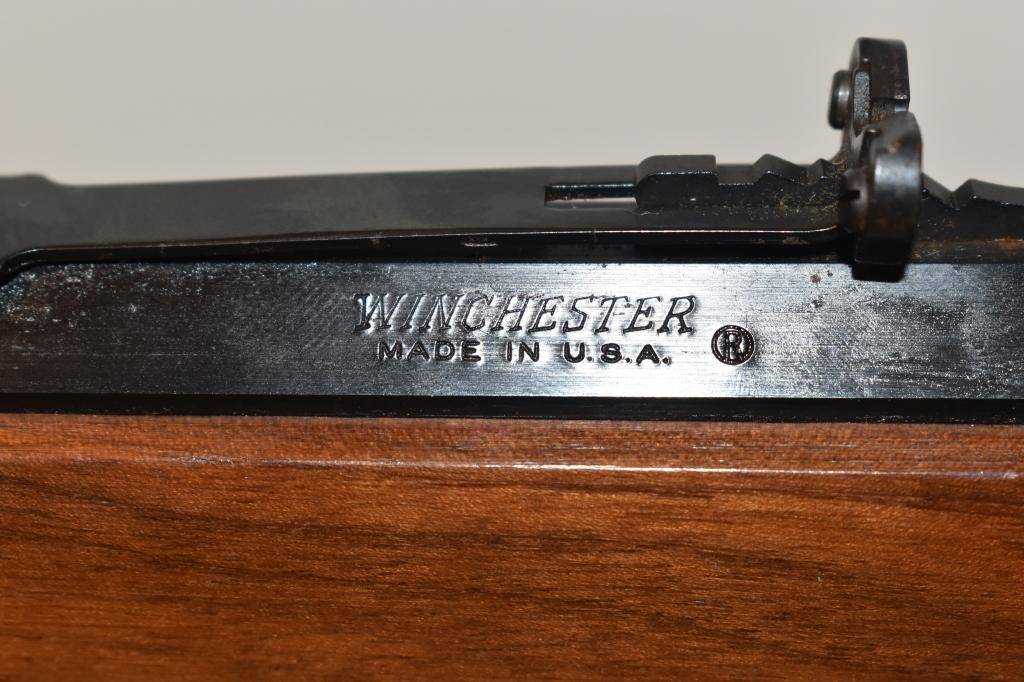 Gun. Winchester 94 Buffalo Bill 30-30 Rifle