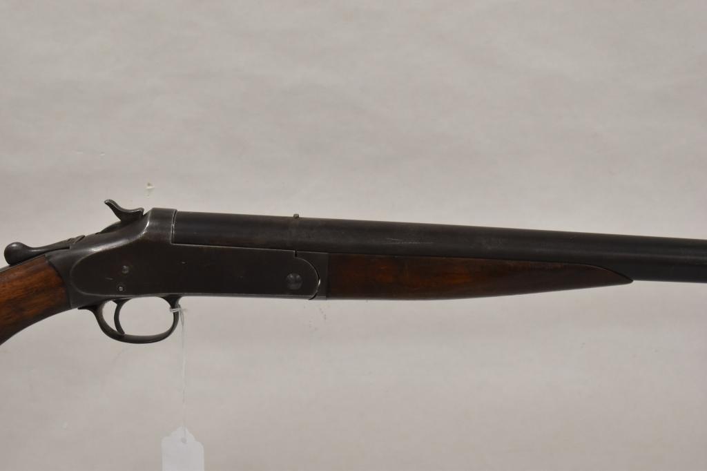 Gun. Harrington & Richardson 12 ga Shotgun