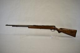 Gun. Pioneer Model 26  22 cal Rifle