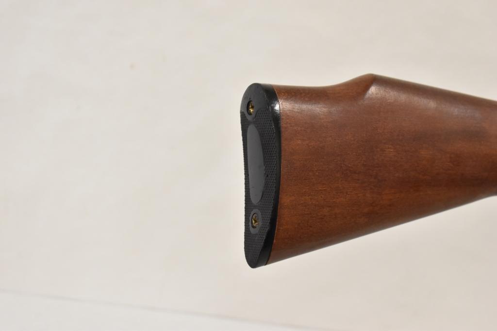 Gun. Glenfield Model 15 22 cal Rifle