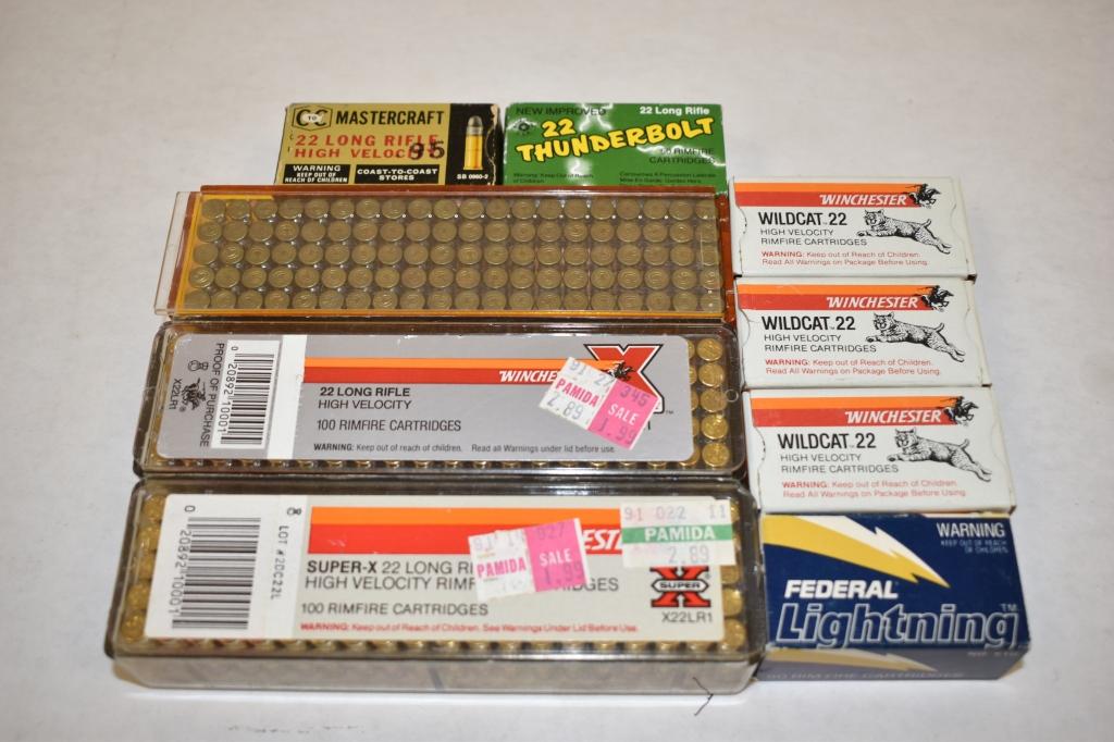 Ammo. 22 LR. Approx. 570 Rds.