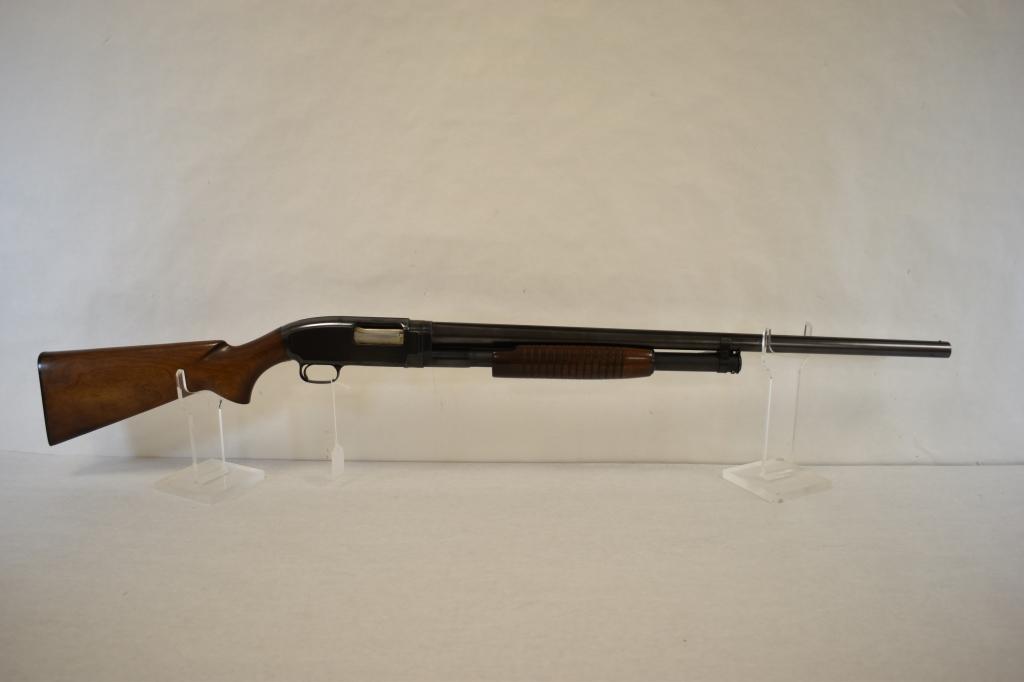 Gun. Winchester Model 12 12 ga Shotgun