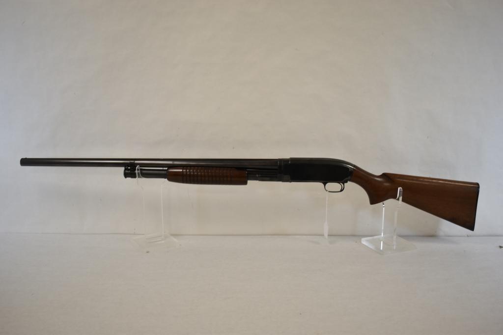 Gun. Winchester Model 12 12 ga Shotgun