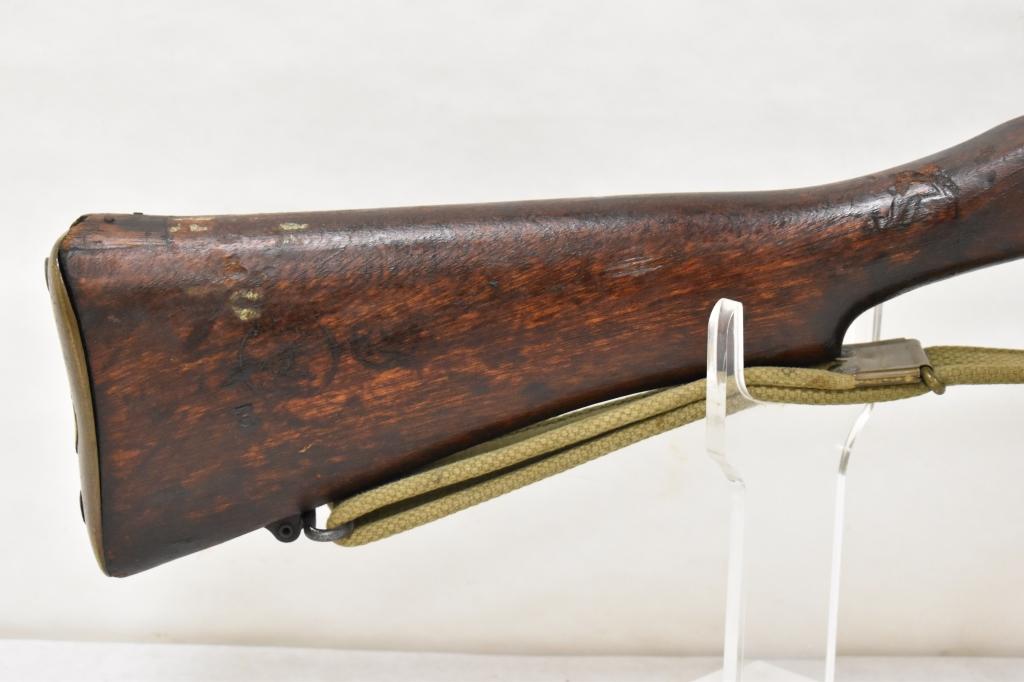 Gun. Enfield 1916 303 Cal. Rifle