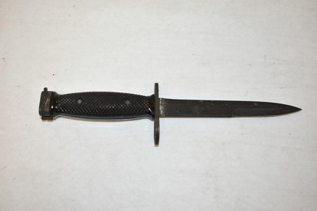 US Colt Carbine Bayonet and Scabbard