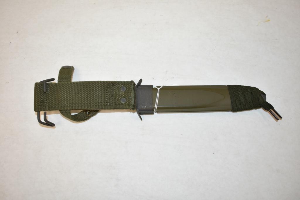 US Colt Carbine Bayonet and Scabbard