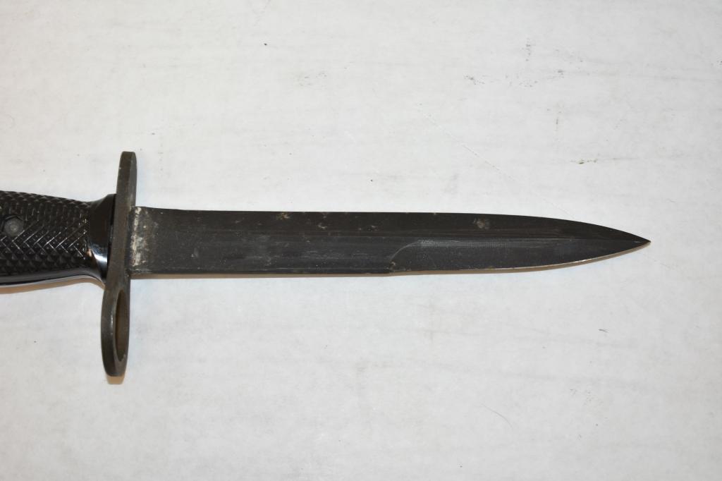 US Colt Carbine Bayonet and Scabbard