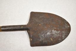 USA. WWI Trenching Shovel