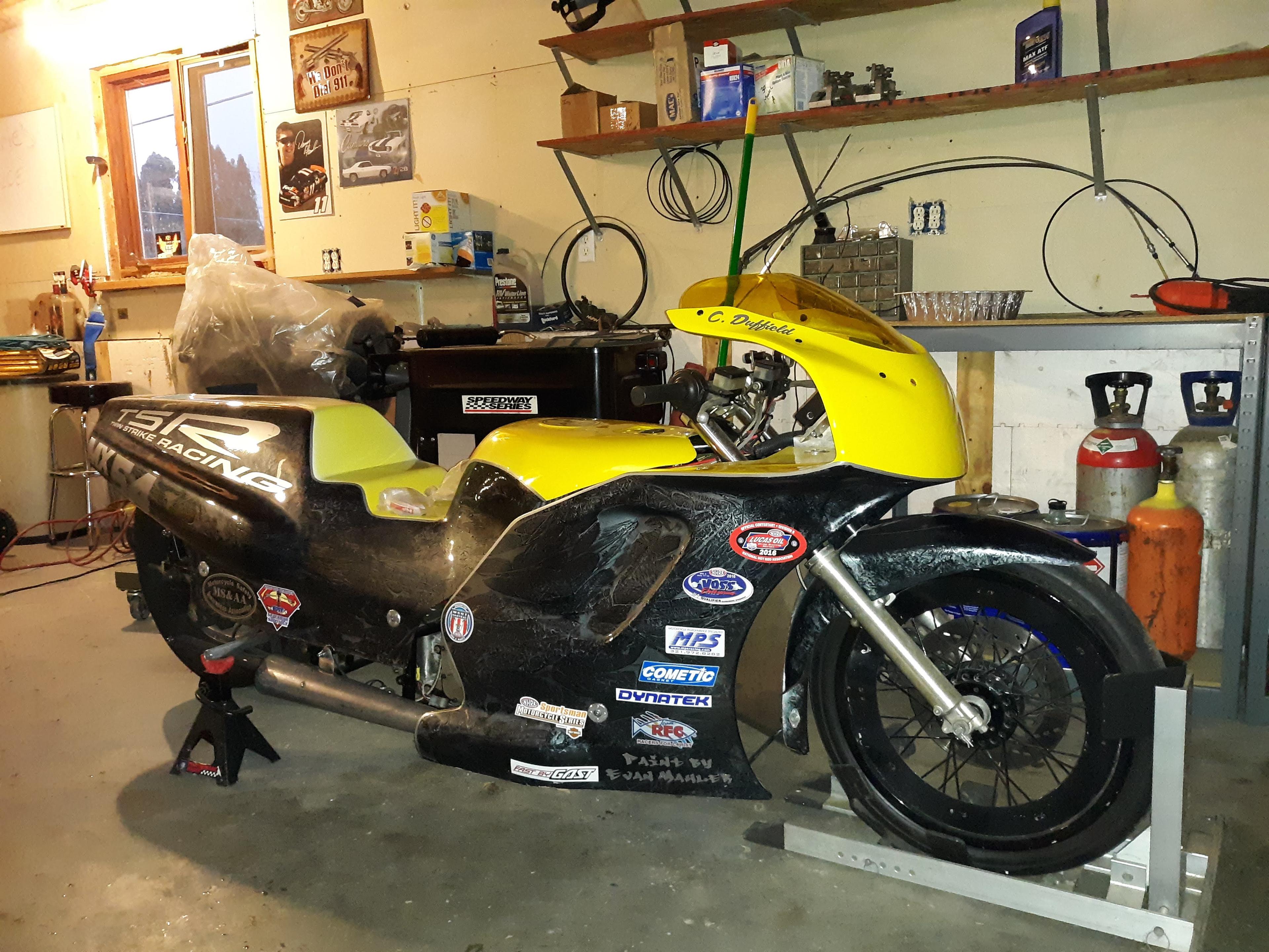 Suzuki Drag Bike