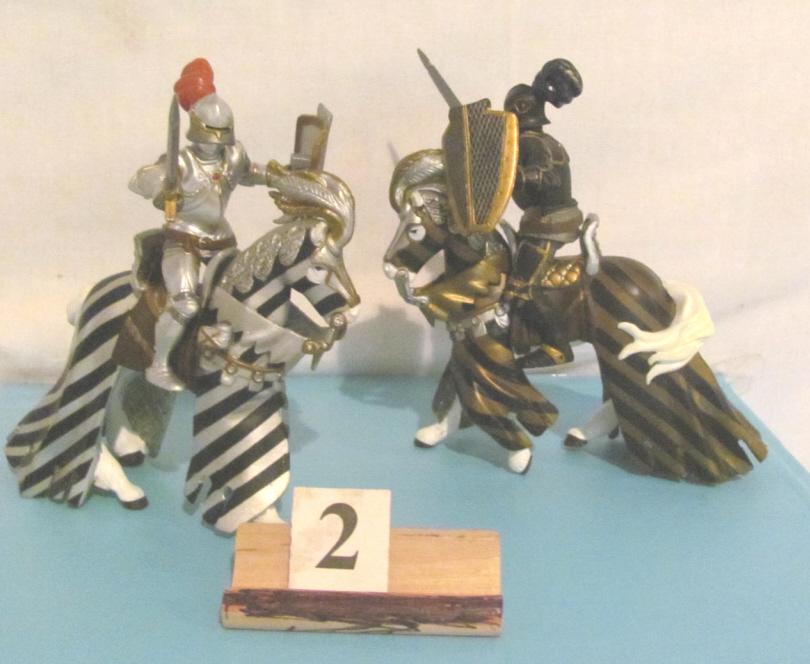 1 lot,  33 in lot, Medieval Horse & Rider