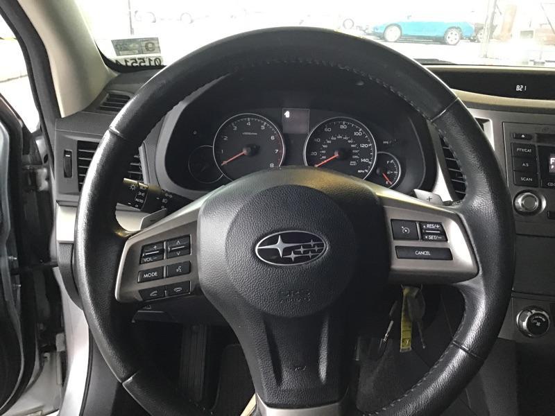 2013 SUBARU OUTBACK