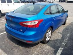 2014 FORD FOCUS SE