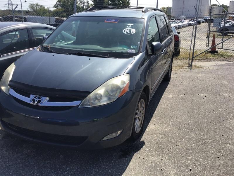 2008 TOYOTA SIENNA