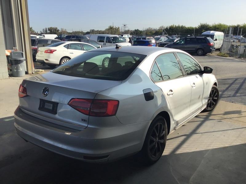 2015 VOLKSWAGEN JETTA