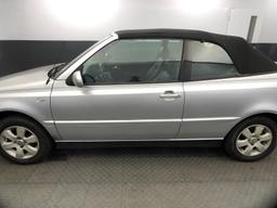 2002 VOLKSWAGEN CABRIO