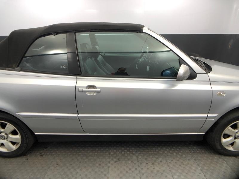 2002 VOLKSWAGEN CABRIO