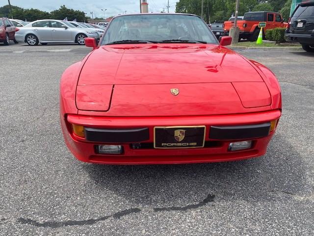 1987 PORSCHE 944