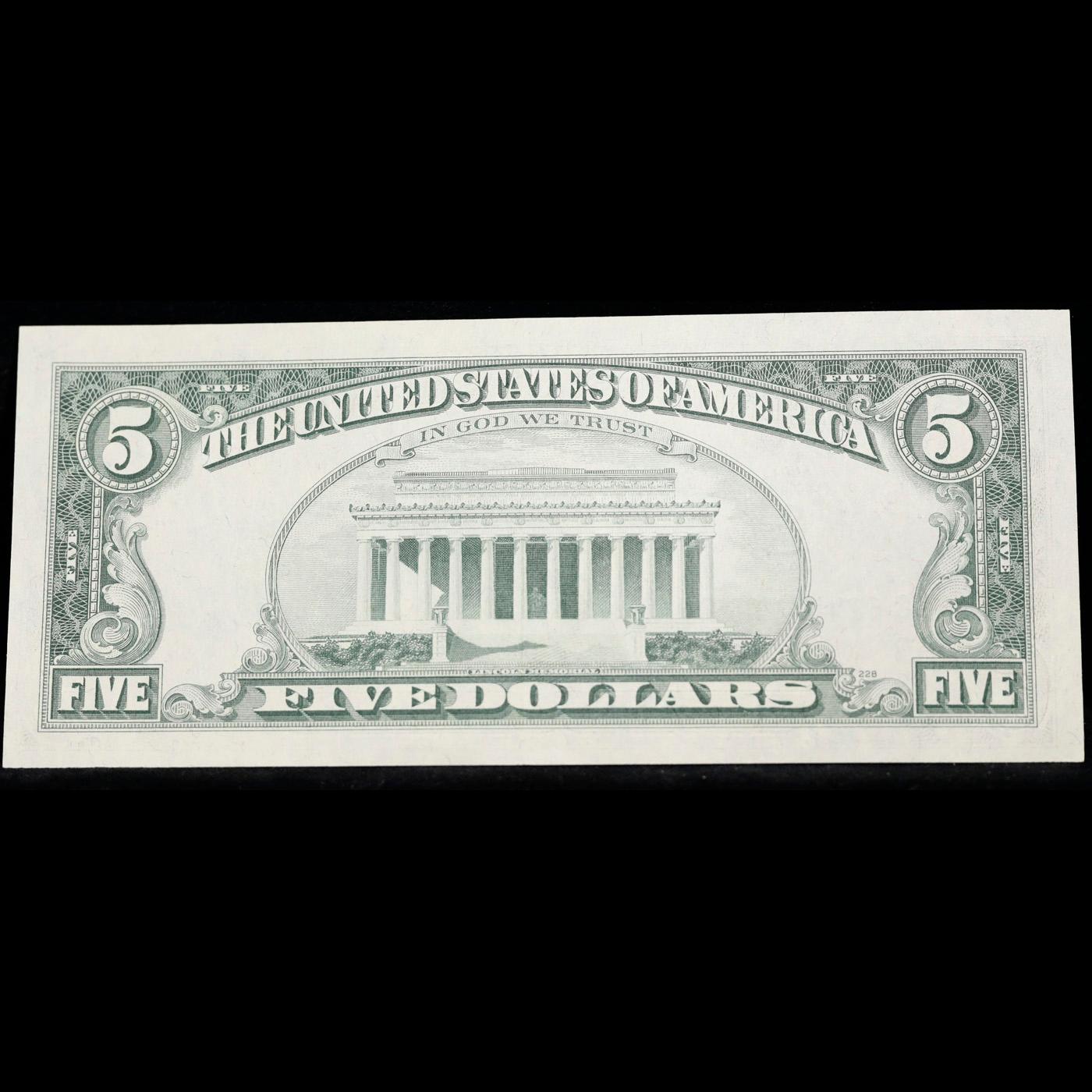 1974 $5 Green Seal Federal Reserve Note (Philadelphia, PA) Grades Choice AU/BU Slider