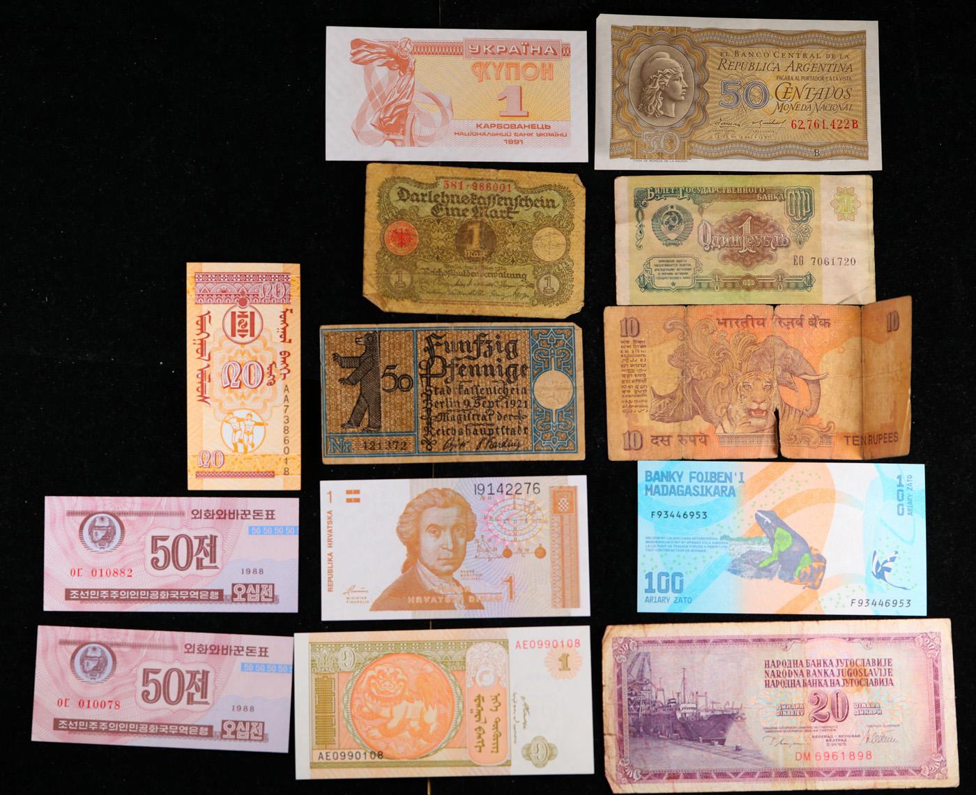 Lot of 25 Foreign Currency Notes - Various Countries, Dates, & Denominations! Grades