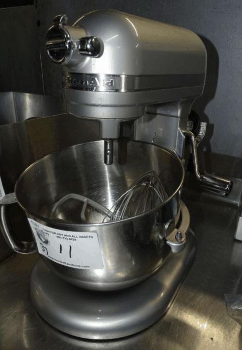 6 QT Kitchen Aid Mixer