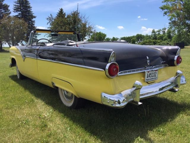 1955 Ford Sun Liner