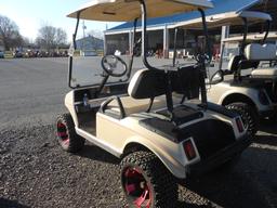 2006 CLUB CAR GOLF CART LIFTED, NEW BATTERIES, WINDSHEILD, LIGHTS