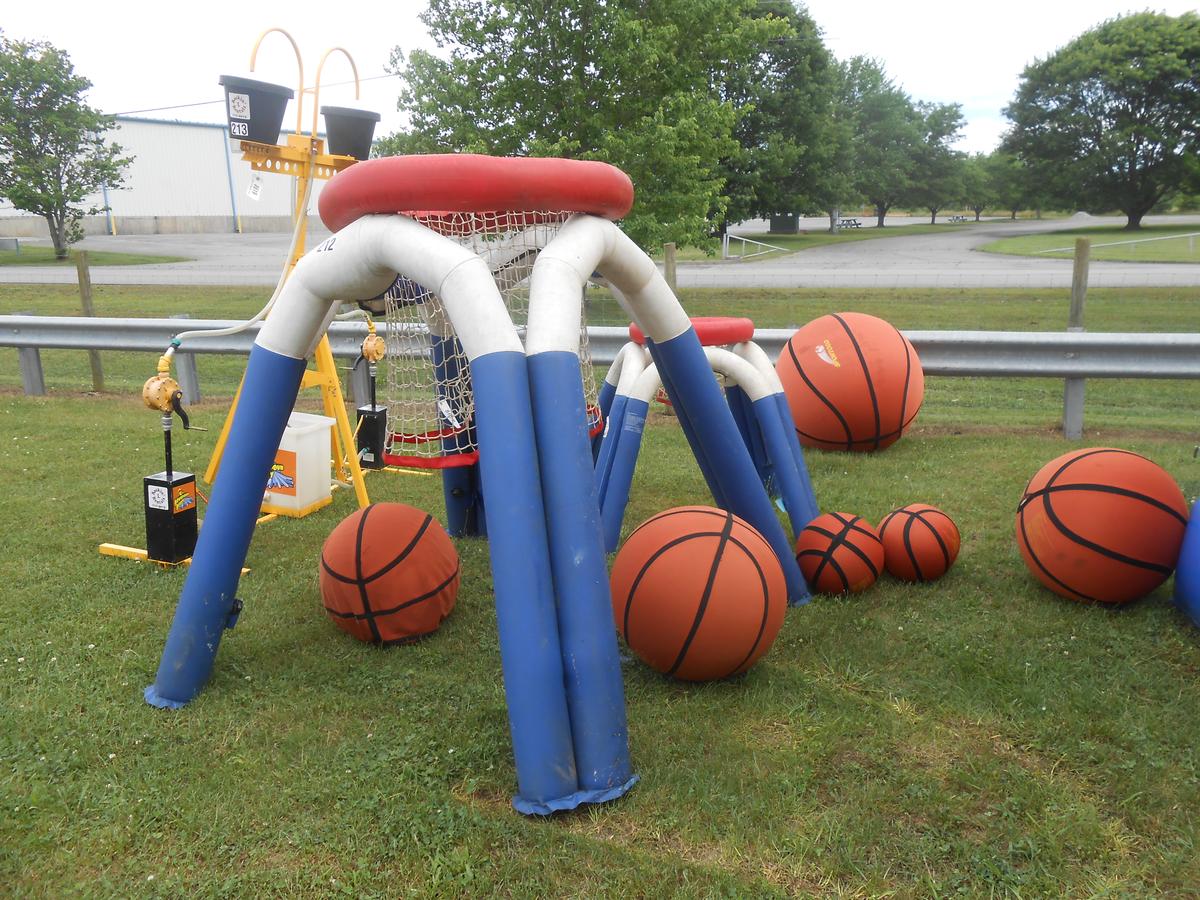 INFLATABLE BASKETBALL SET, 4' & 6' WITH 6 BALLS TAG 8622