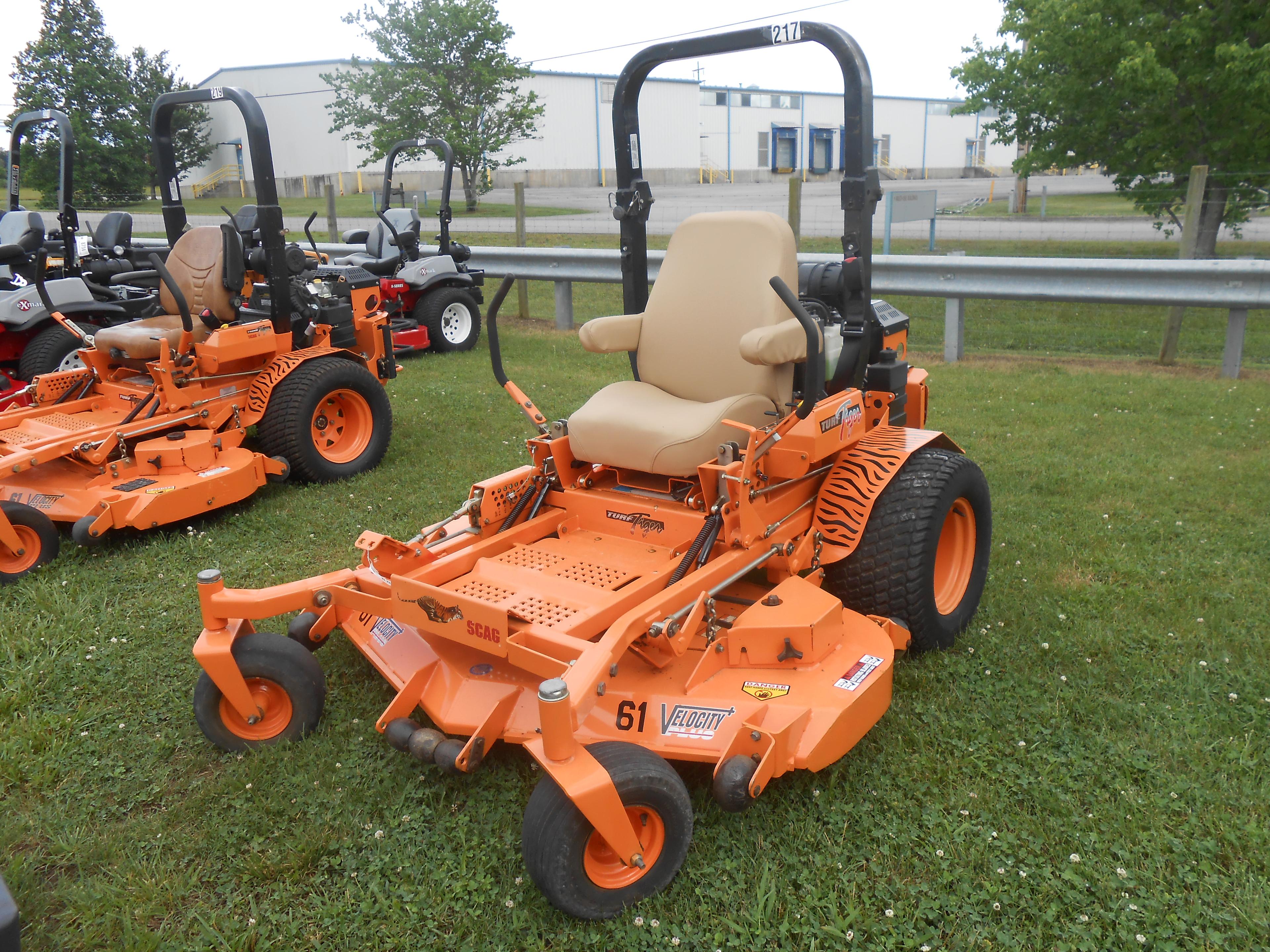 "SCAG TURF TIGER 61"" VELOCITY PLUS 31HP KAWASAKI LIQUID COOLED ENGINE, SHO