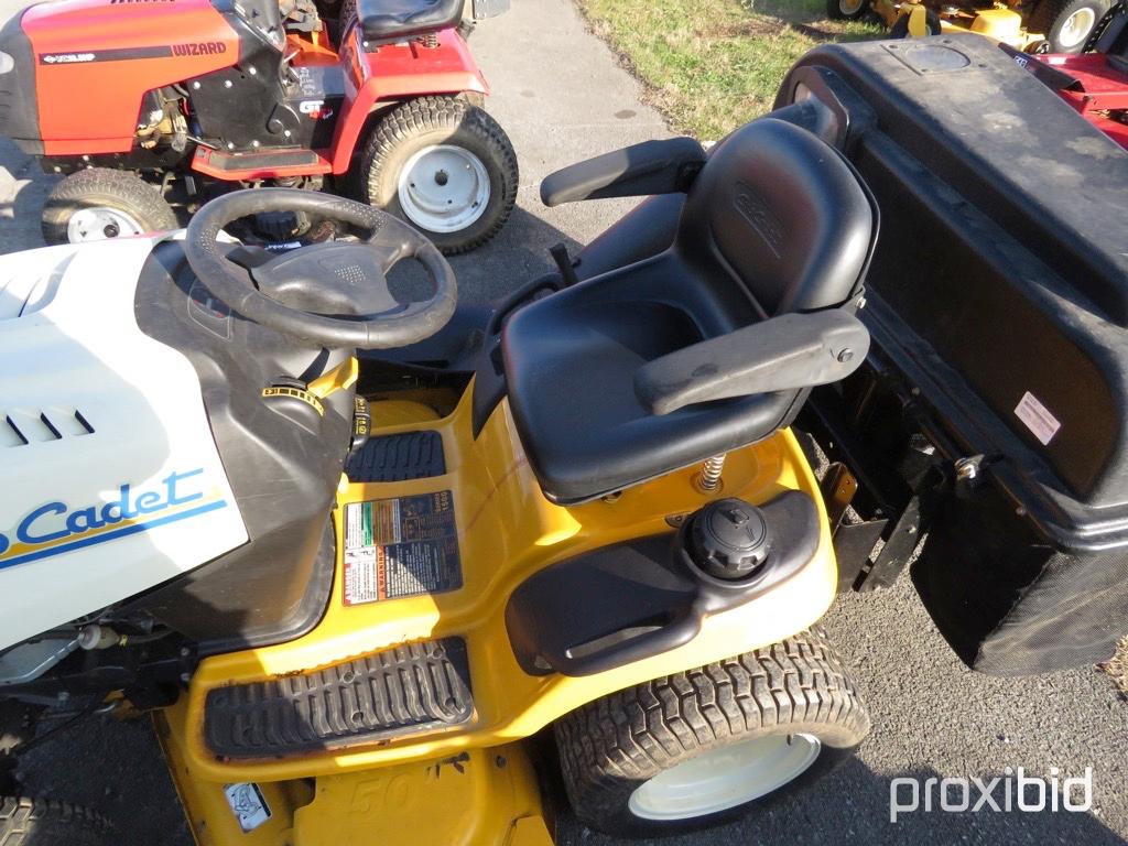 CUB CADET SUPER LT1550 W/ BAGGER TAG #3539