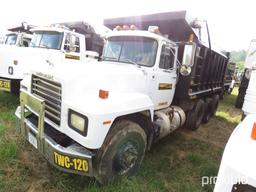 2000 MACK TRI-AXLE DUMP TRUCK