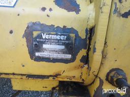 VERMEER 605J ROUND BALER W/ MONITOR, SERIAL #1VRA12IR2G1000449, TAG #7662