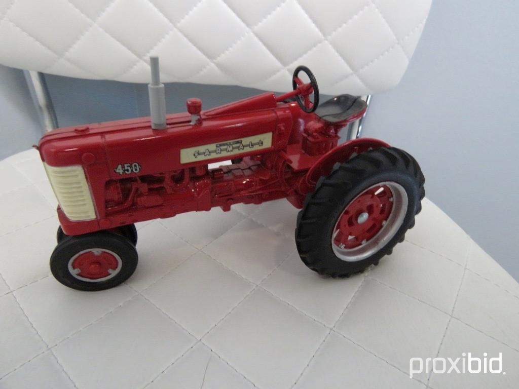 MCCORMICK FARMALL 450 TRICYCLE