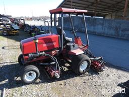 TORO 5500-D REELMASTER LAWN MOWER DIESEL ENGINE, 5 REELS, ROPS W/ CANOPY, 1468HRS, TAG #7867