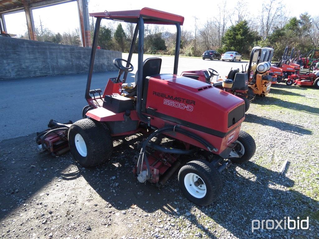 TORO 5500-D REELMASTER LAWN MOWER DIESEL ENGINE, 5 REELS, ROPS W/ CANOPY, 1468HRS, TAG #7867