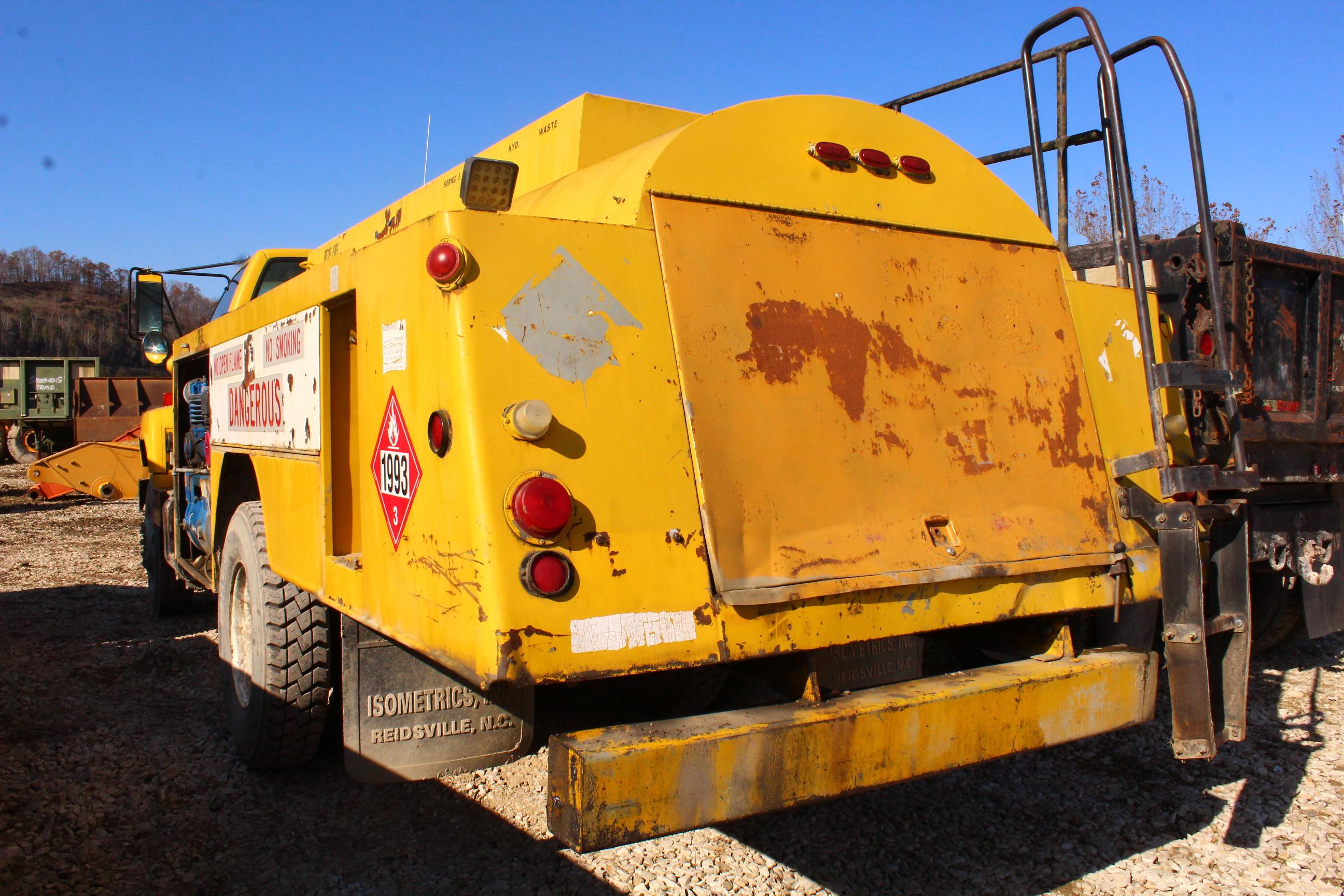 CHEVY KODIAK FUEL TRUCK CAT DSL ENG, AIR COMPRESSOR, LUBE TRUCK, FUEL TRUCK, HOLDS 700 GAL ON FUEL,