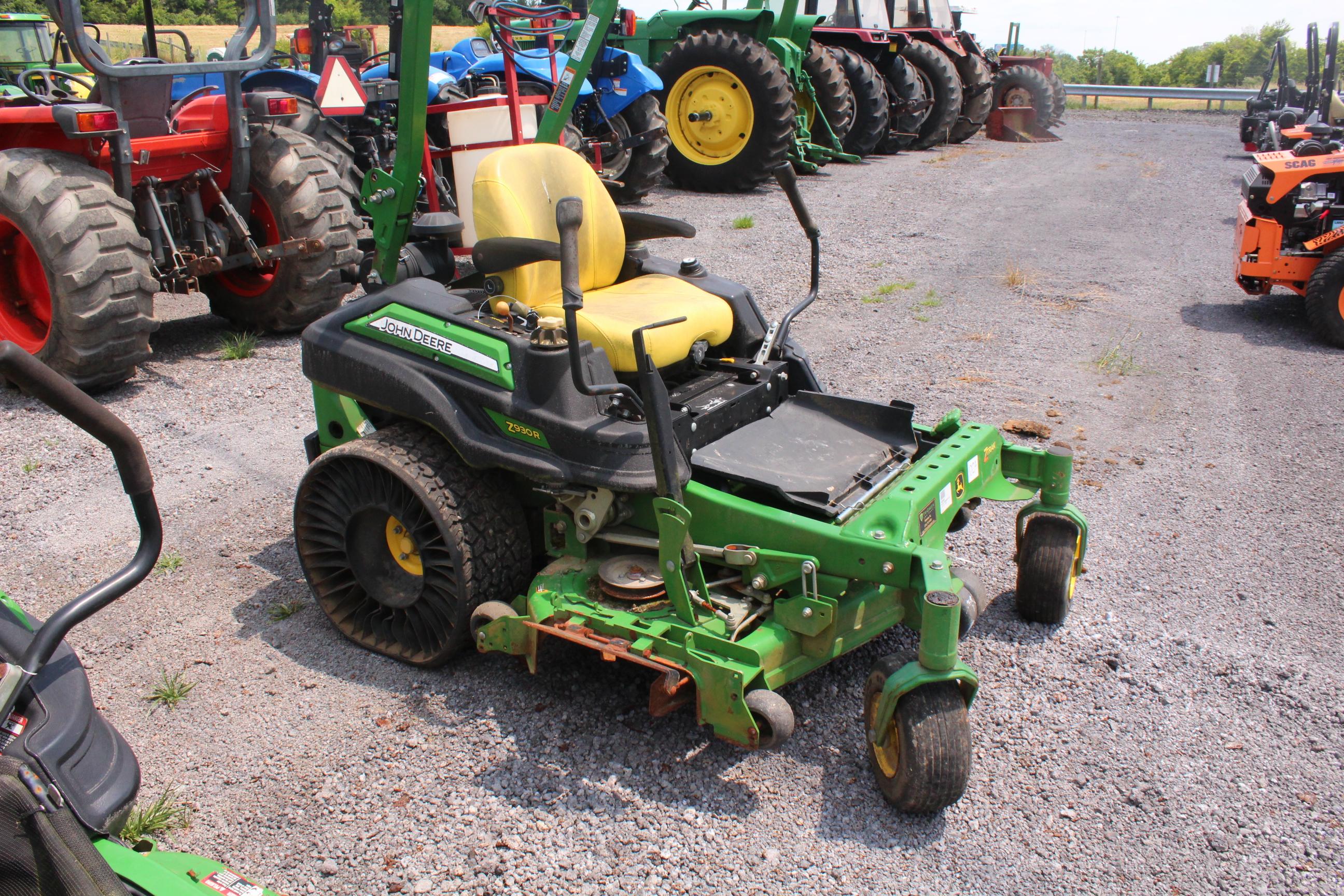 JOHN DEERE 2930R ZERO TURN MOWER 54" DECK KAWASAKI ENGINE, 661 HRS, S# ITC930RFAET020154, TAG# 5415