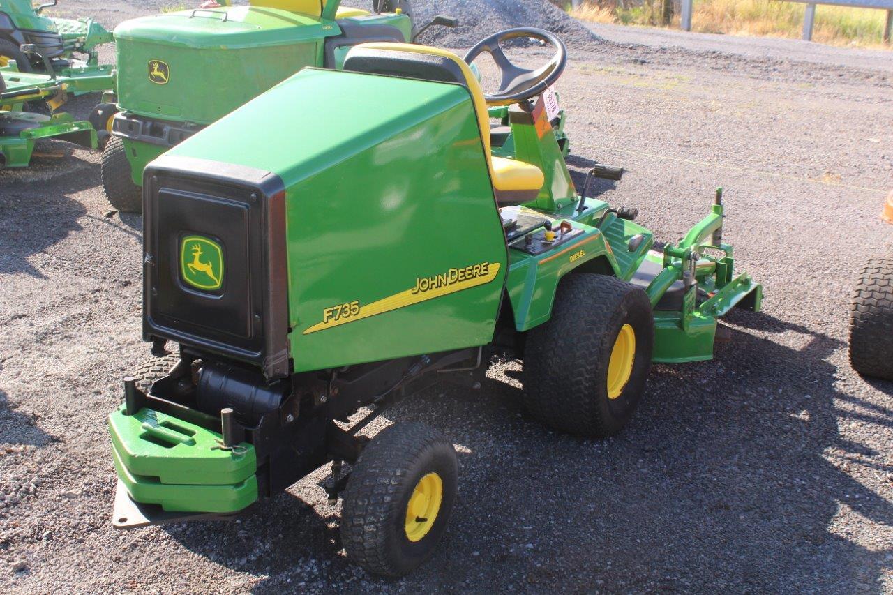 JOHN DEERE F-735 ZERO TURN MOWER YANMAR DIESEL ENGINE, 60" CUT, HYDRO LIFT, POWER STEERING, SHOWING