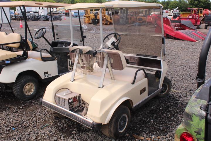 CLUB CAR GOLF CART (NO BATTERIES), S/N#  A9137261024, TAG# 9717